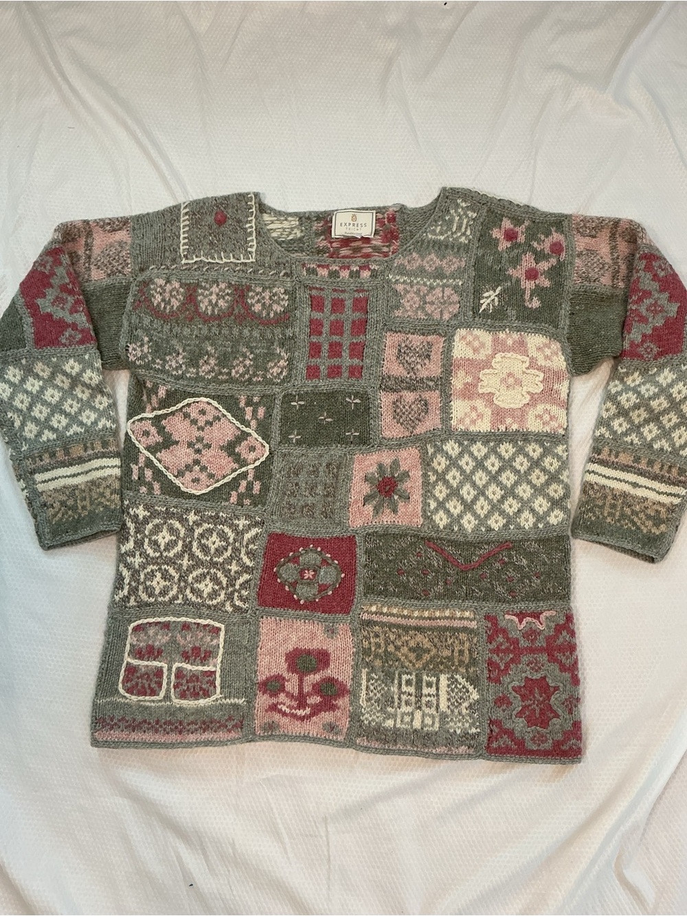 Express Patchwork Crewneck Sweater in Gray and Pink100%wool